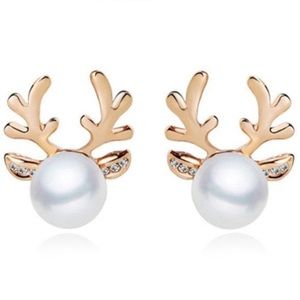 Pearl Reindeer Earrings